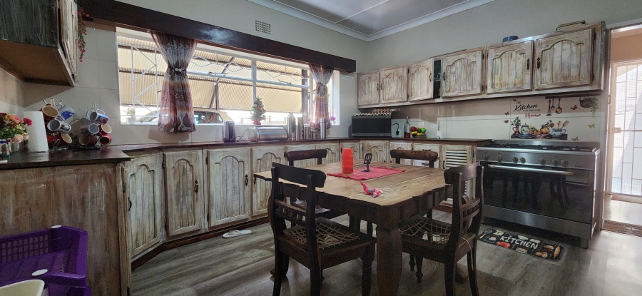 4 Bedroom Property for Sale in Baillie Park North West